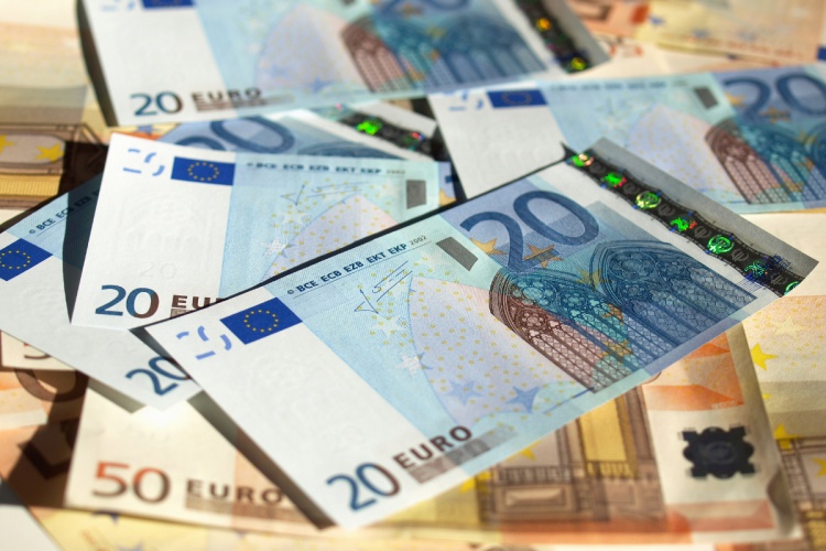 750 Euro Bürgergeld