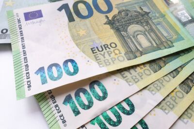 200 Euro Zuschuss für Strom, Gas und als Inflationsbonus für Studenten, Studierenden, Ausbildung und Bürgergeld