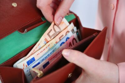 Bonus Zuschuss für Kinder vom Staat durch Kinderzuschlag - Kindergeld Empfänger sind berechtigt aber nur mit Antrag